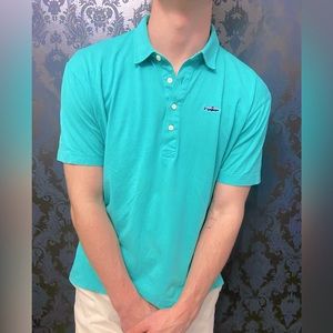 MENS: Tealish Blue Green Patagonia mens collard shirt. Large